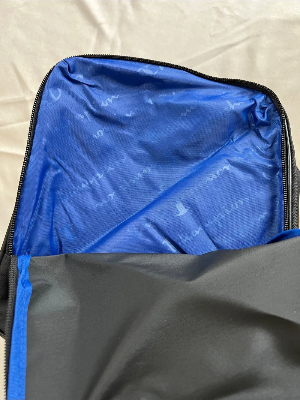 Champion Prologue Duffel Bag Black & Red Brand New